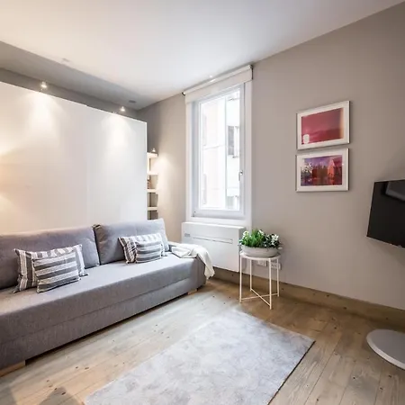 Ab - Via Santo Stefano 74