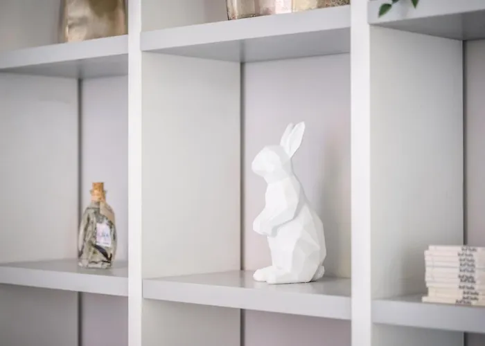 Ab - Via Santo Stefano 74 *