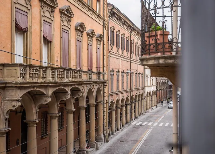 Ab - Via Santo Stefano 74 Bologna