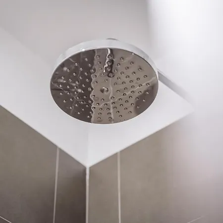 Ab - Via Santo Stefano 74 *